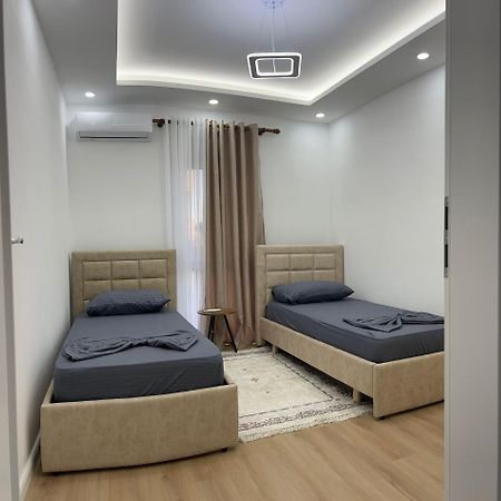 B&B Kroni 1 Shkoder Luaran gambar