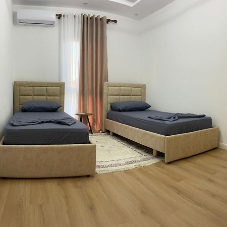 B&B Kroni 1 Shkoder Luaran gambar