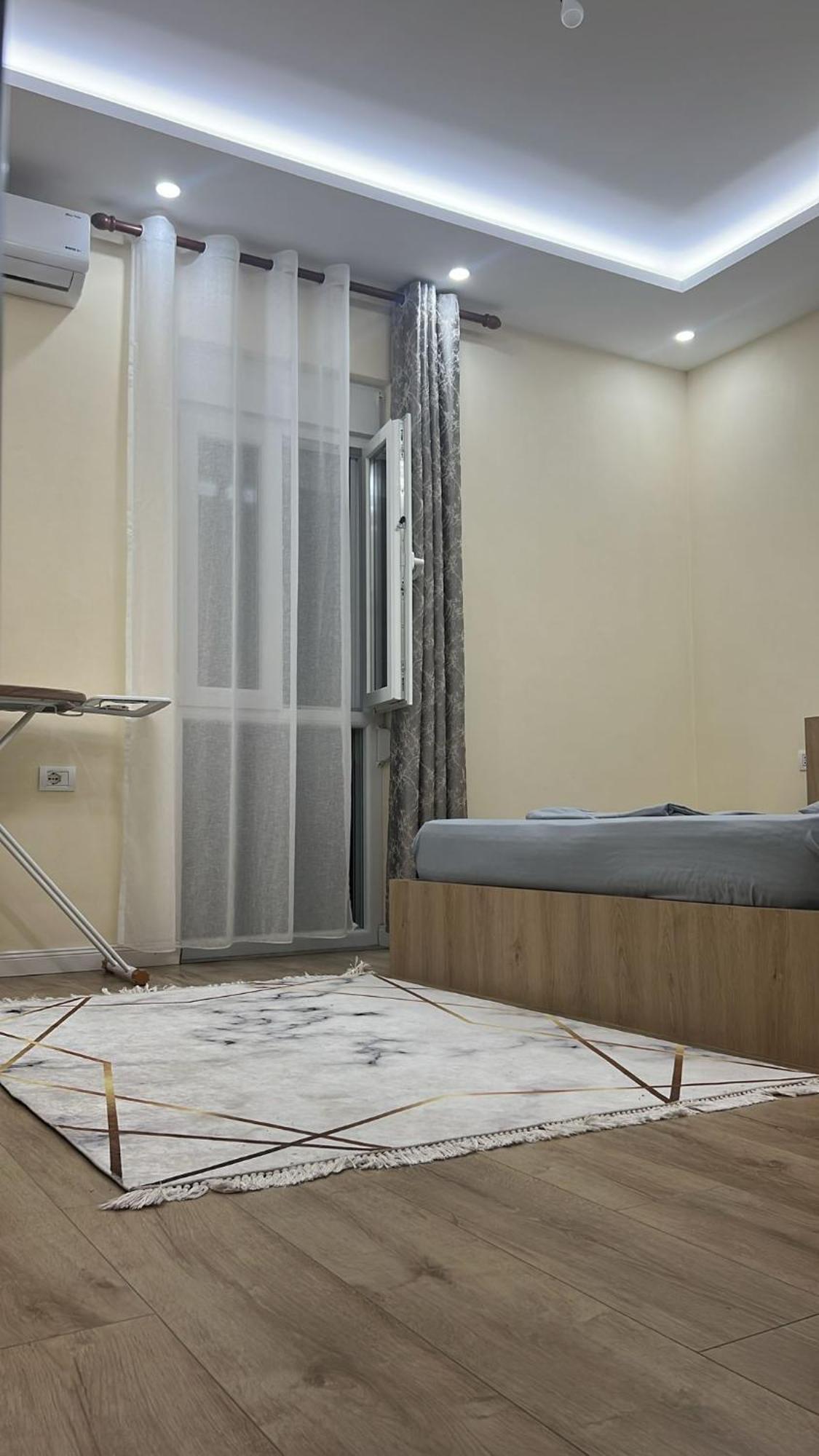 B&B Kroni 1 Shkoder Luaran gambar