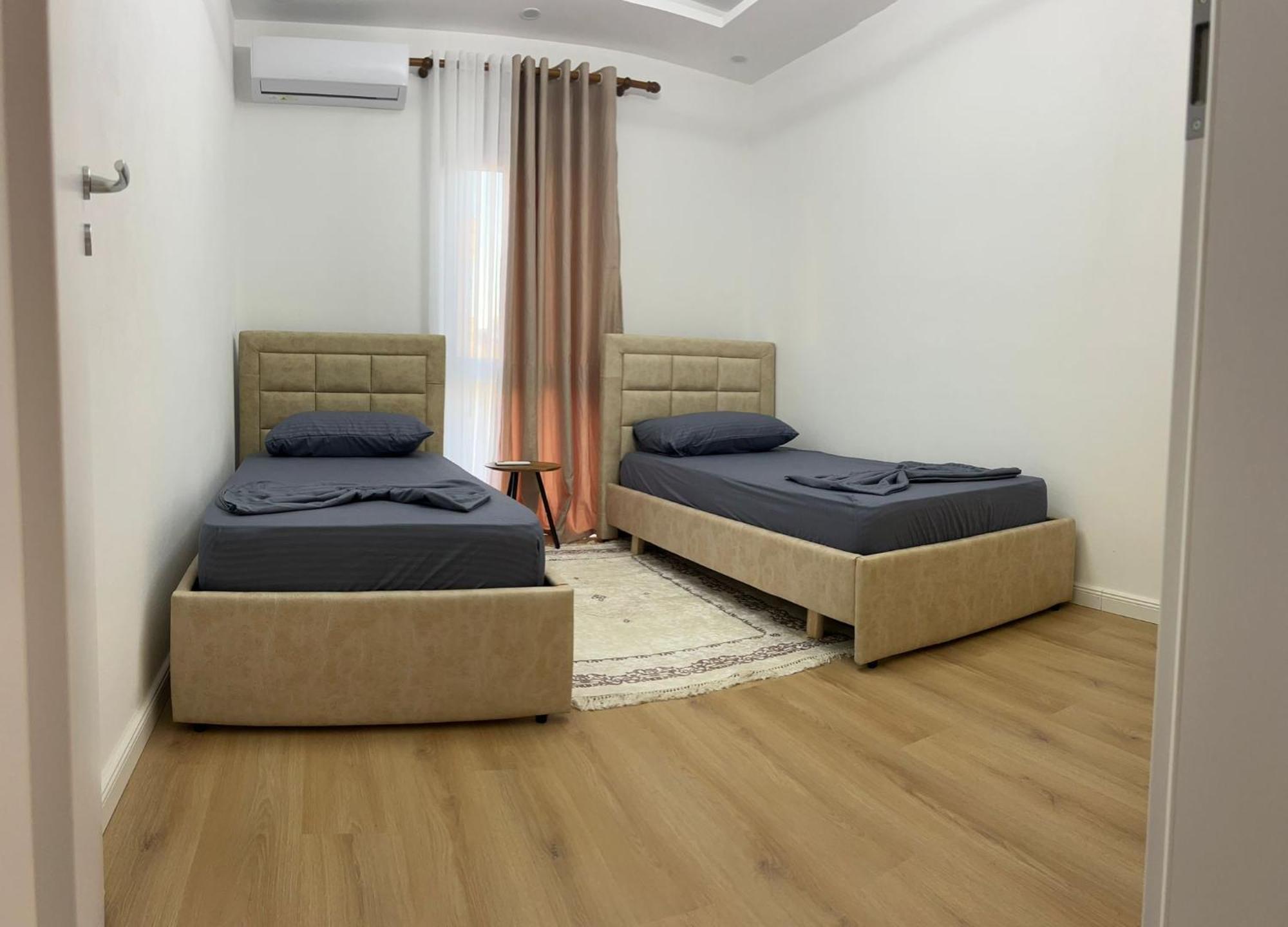 B&B Kroni 1 Shkoder Luaran gambar